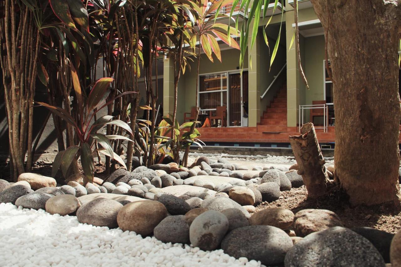 Nuka Beach Inn Kuta Lombok Exteriér fotografie